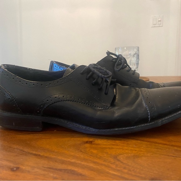 Men’s dress shoes - Picture 2 of 3